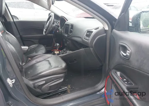 2018 Jeep Compass Trailhawk 4X4 from USA, damaged, VIN 3C4NJDDB0JT336709